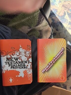 Bright Orange New Testament Psalms & Proverbs Pocket Book